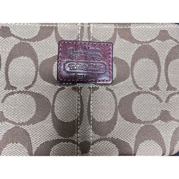 Coach Brown Zip Up C Patterned Change Wallet - Picture 2 of 4